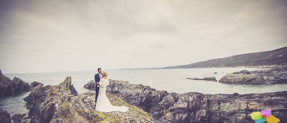 winter wedding choices at polhawn fort